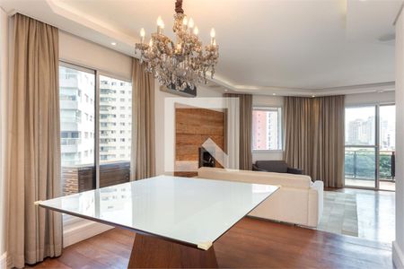 Apartamento à venda com 3 quartos, 205m² em Vila Nova Conceição, São Paulo