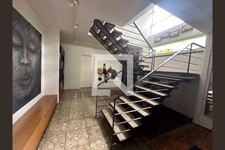 Casa à venda com 3 quartos, 320m² em Pinheiros, São Paulo