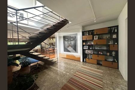 Casa à venda com 3 quartos, 320m² em Pinheiros, São Paulo