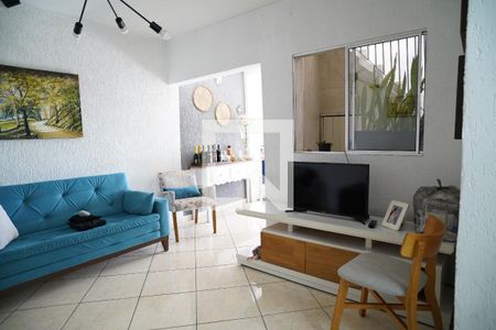 Sala de TV de casa para alugar com 2 quartos, 130m² em Jardim Cidade Pirituba, São Paulo