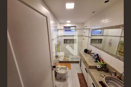 Casa à venda com 109m², 3 quartos e 1 vaga Casa à venda com 109m², 3 quartos e 1 vagaBanheiro