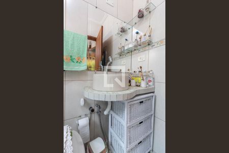 Casa para alugar com 326m², 4 quartos e 3 vagas Casa para alugar com 326m², 4 quartos e 3 vagasSuíte