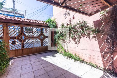 Casa para alugar com 326m², 4 quartos e 3 vagas Casa para alugar com 326m², 4 quartos e 3 vagasGaragem