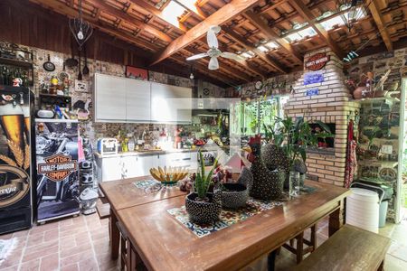 Casa para alugar com 326m², 4 quartos e 3 vagas Casa para alugar com 326m², 4 quartos e 3 vagasChurrasqueira