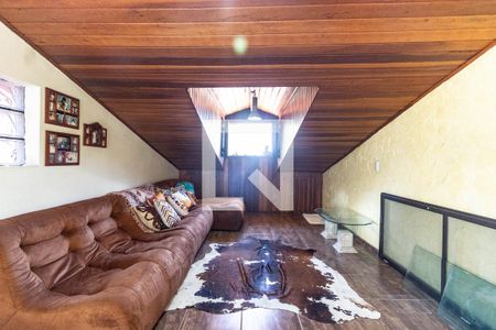 Casa para alugar com 326m², 4 quartos e 3 vagas Casa para alugar com 326m², 4 quartos e 3 vagasDetalhe
