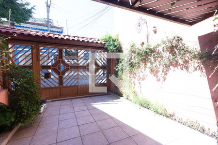 Casa para alugar com 326m², 4 quartos e 3 vagas Casa para alugar com 326m², 4 quartos e 3 vagasGaragem