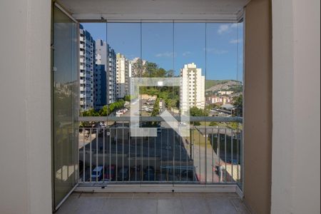 Sacada da Sala de apartamento para alugar com 3 quartos, 57m² em Santa Terezinha, São Bernardo do Campo