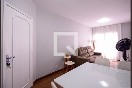 Sala  de apartamento à venda com 2 quartos, 65m² em Vila Gumercindo, São Paulo