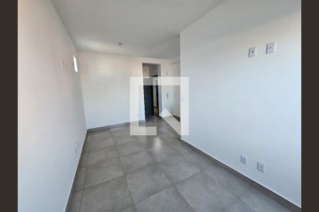 Sala de kitnet/studio para alugar com 1 quarto, 24m² em Jardim Márcia, Suzano