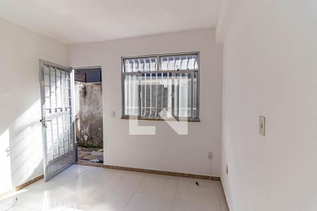 Sala  de casa para alugar com 2 quartos, 50m² em Barreto, Niterói