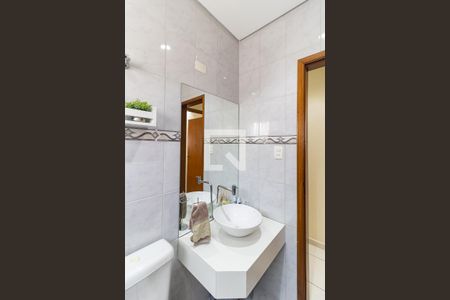 Lavabo/Banheiro Social 1 de casa à venda com 3 quartos, 280m² em Vila Moinho Velho, São Paulo