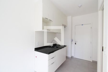 Cozinha de apartamento para alugar com 1 quarto, 24m² em Vila Olímpia, São Paulo