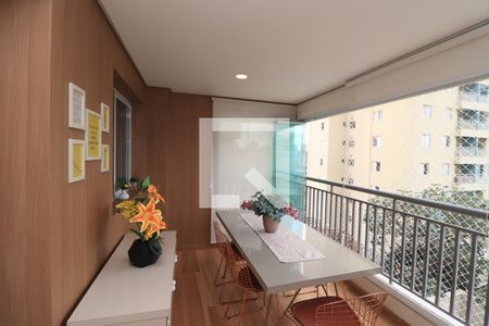 Varanda de apartamento à venda com 2 quartos, 69m² em Chácara Seis de Outubro, São Paulo