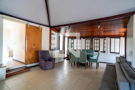 Sala de apartamento à venda com 3 quartos, 290m² em Itaipu, Niterói