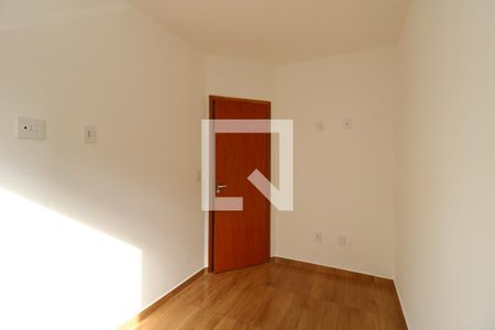 Quarto de apartamento para alugar com 2 quartos, 43m² em Vila Humaitá, Santo André