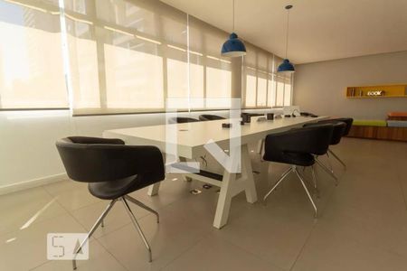 Studio à venda com 35m², 0 quarto e 1 vaga Studio à venda com 35m², 0 quarto e 1 vagaSala de Reunião