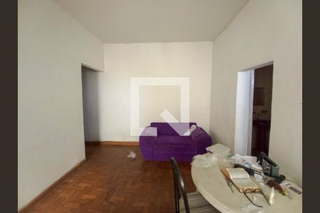 Sala de casa à venda com 3 quartos, 180m² em Esplanada, Belo Horizonte