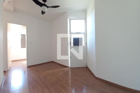 Sala de apartamento para alugar com 2 quartos, 60m² em Jardim São Vicente, Campinas