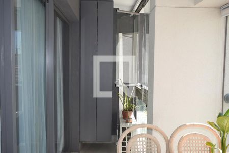 Varanda de kitnet/studio para alugar com 1 quarto, 35m² em Sumarezinho, São Paulo