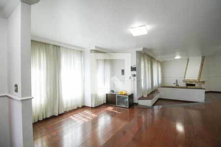 Sala de casa para alugar com 4 quartos, 530m² em Alto da Mooca, São Paulo