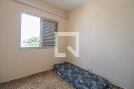 Quarto 1  de apartamento para alugar com 3 quartos, 77m² em Vila Itapura, Campinas