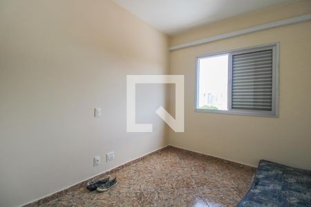 Quarto 1  de apartamento para alugar com 3 quartos, 77m² em Vila Itapura, Campinas