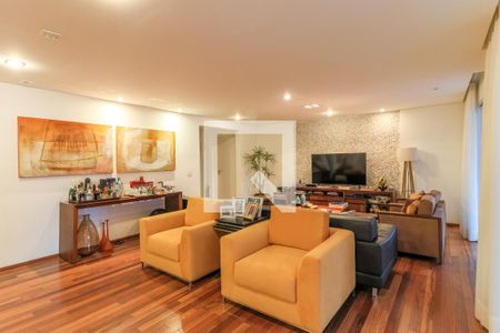 Sala de TV de apartamento à venda com 4 quartos, 242m² em Chácara Santo Antônio (zona Sul), São Paulo