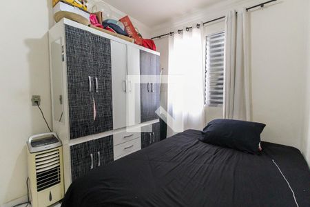 Quarto 1 de apartamento para alugar com 2 quartos, 49m² em Conjunto Residencial José Bonifácio, São Paulo