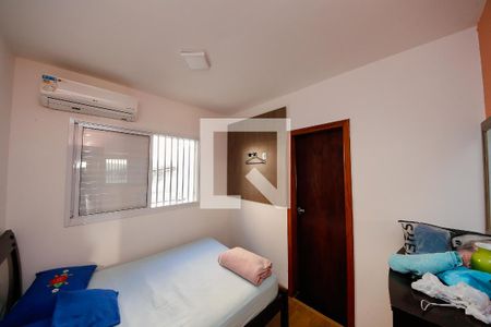 Suíte 1 de casa para alugar com 3 quartos, 217m² em Vila Olinda, São Paulo