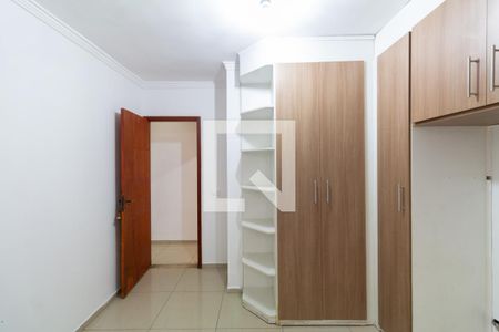 Quarto 1 de casa para alugar com 4 quartos, 138m² em Vila Carmosina, São Paulo