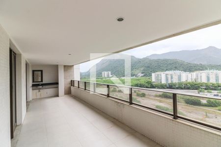 Varanda de apartamento à venda com 2 quartos, 134m² em Barra da Tijuca, Rio de Janeiro