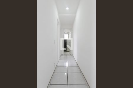 Corredor  de apartamento para alugar com 2 quartos, 44m² em Itaquera, São Paulo
