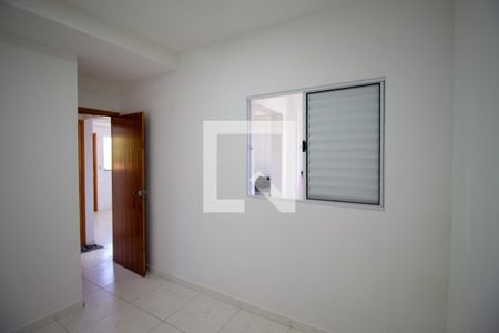 Quarto 2 de apartamento para alugar com 2 quartos, 40m² em Itaquera, São Paulo