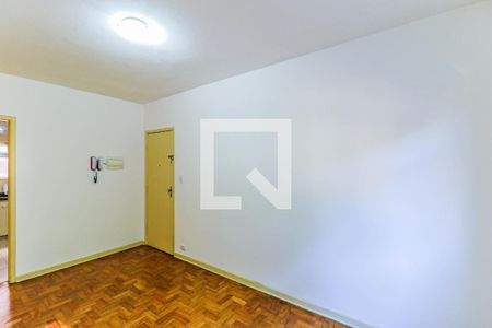 Sala de apartamento para alugar com 3 quartos, 75m² em Santo Amaro, São Paulo