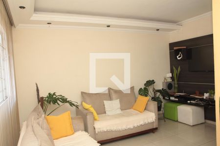 Sala de casa para alugar com 2 quartos, 73m² em Floramar, Belo Horizonte