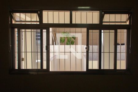Sala - vista de casa para alugar com 3 quartos, 120m² em Jardim Piratininga, São Paulo