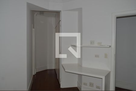 Suite 1 de apartamento para alugar com 4 quartos, 168m² em Vila Monumento, São Paulo