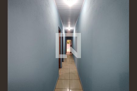 Corredor  de casa para alugar com 2 quartos, 90m² em Vila Jamil, Ferraz de Vasconcelos