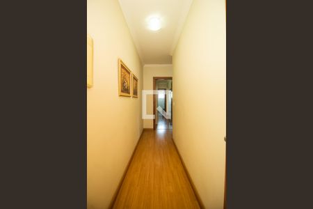 Corredor de apartamento à venda com 3 quartos, 93m² em Menino Deus, Porto Alegre