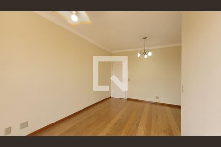 Sala de apartamento à venda com 3 quartos, 76m² em Parque das Flores, Campinas