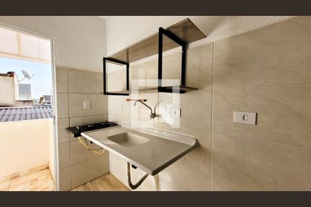 Cozinha de kitnet/studio para alugar com 1 quarto, 24m² em Jardim Santa Genebra, Campinas