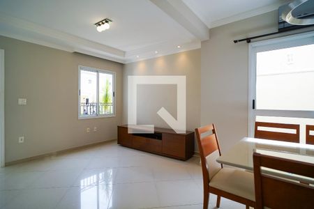 Sala de casa de condomínio para alugar com 3 quartos, 115m² em Alto da Boa Vista, Sorocaba