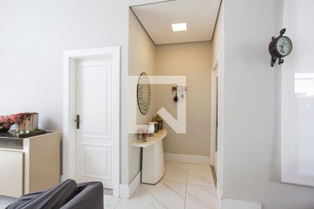 Sala de casa de condomínio para alugar com 3 quartos, 360m² em Shopping Park, Uberlândia