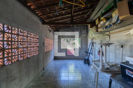 Casa à venda com 160m², 4 quartos e 3 vagas Casa à venda com 160m², 4 quartos e 3 vagasSalão