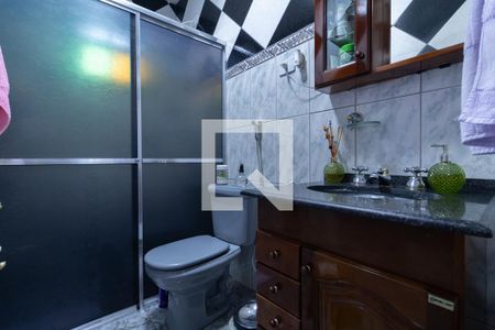 Casa à venda com 160m², 4 quartos e 3 vagas Casa à venda com 160m², 4 quartos e 3 vagasBanheiro