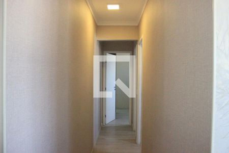 Corredor dos quartos de apartamento à venda com 2 quartos, 62m² em Vila Barros, Guarulhos
