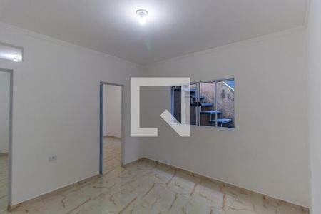 Casa para alugar com 99m², 2 quartos e sem vagaSala