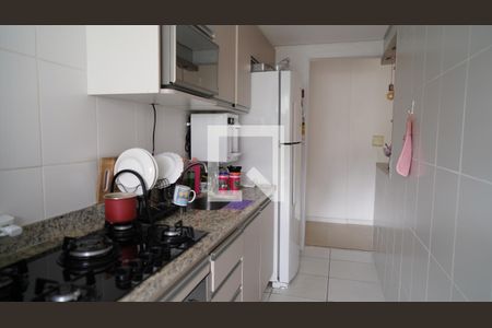 Cozinha de apartamento para alugar com 2 quartos, 64m² em Camorim, Rio de Janeiro