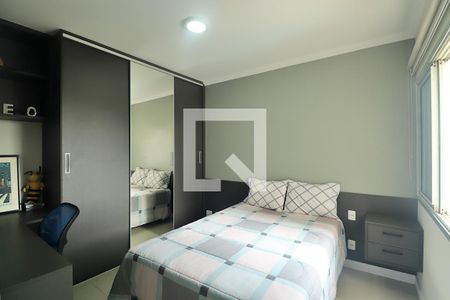 Suíte - Quarto 1 de apartamento à venda com 3 quartos, 77m² em Vila Sao Pedro, Santo André