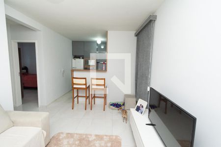 Sala de apartamento para alugar com 2 quartos, 60m² em Santa Maria, Contagem